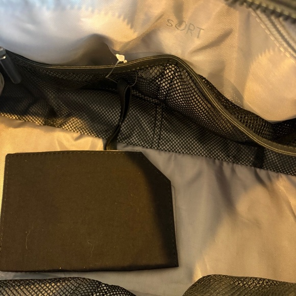 Athleta Kinetic Gym Duffle Bag Travel Weekender Black - Picture 7 of 16